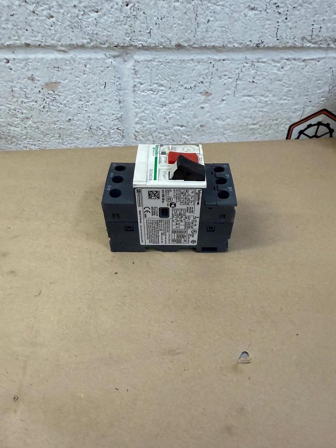 Used Schneider Electric GV2ME08 Motor Starter