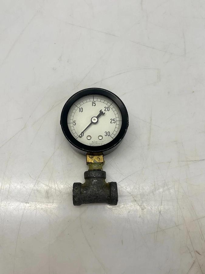 Used Marsh Instrument Co. 0-30PSI Pressure Gauge