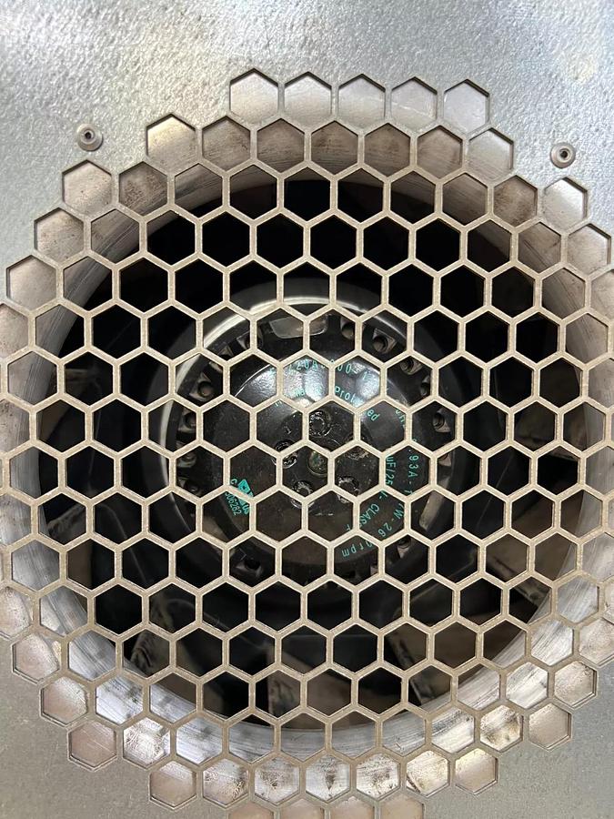 Used Nvent Hoffman HR1616424 Top-Mount Filter Fan 115V, 1PH - TESTED