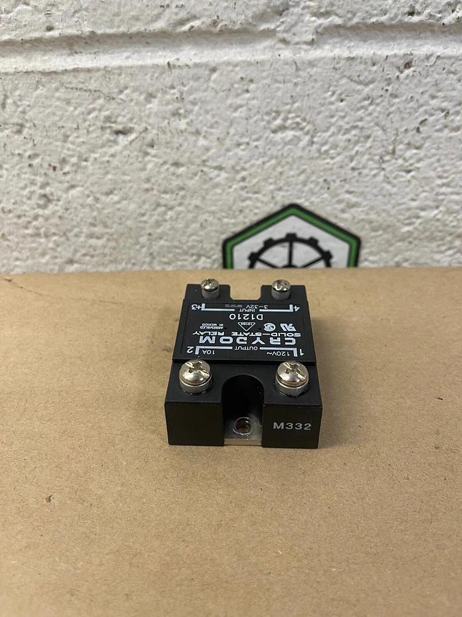 Used Crydom D1210 Solid State Relay, Output: 120V, 10A, Input: 3-32V