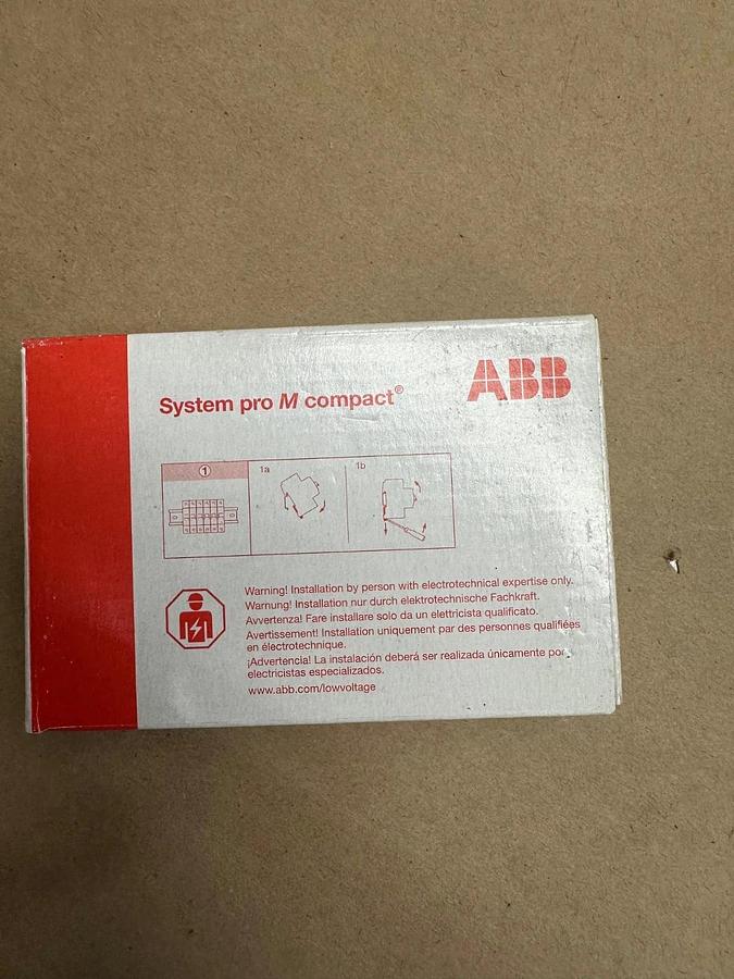 Used ABB SU 201M-C20 Circuit Breaker 20A *NEW*
