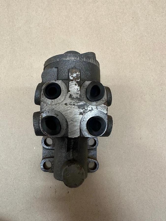 Used CAT 006-2985 Valve A *FACTORY SEALED NEW*