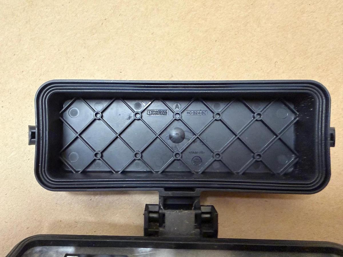 Phoenix Contact 1415774 Heavy Duty Connector Housing *NEW*