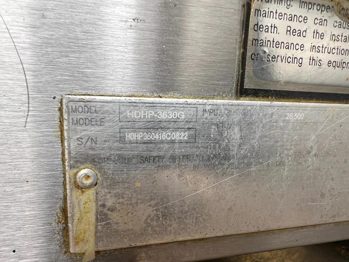 Used Wells HDHP-3630G 6-Burner Stovetop