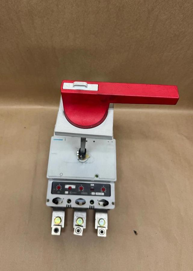 Used Siemens 3VF6211-1BM44-0AA0 500-630A, Molded Case Circuit Breaker