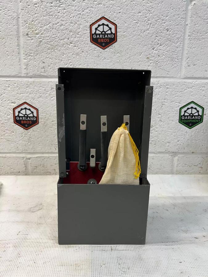 Used Cutler Hammer EJBL-51G 120/208 Volts, UNI-BUS Tap box, 100 Amps, 3 PH