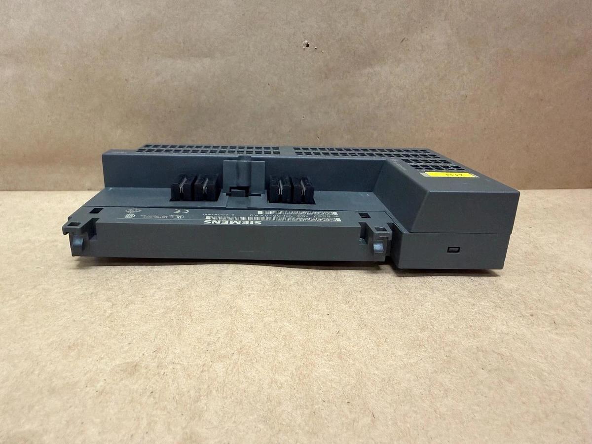 Used Siemens 6ES7 193-1CL00-0XA0 Terminal Block