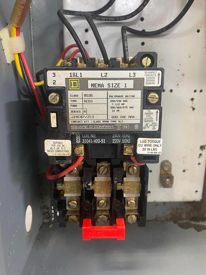 Used Square D 8539 SC54 A Ser D Combination Starter Motor Circuit Protector