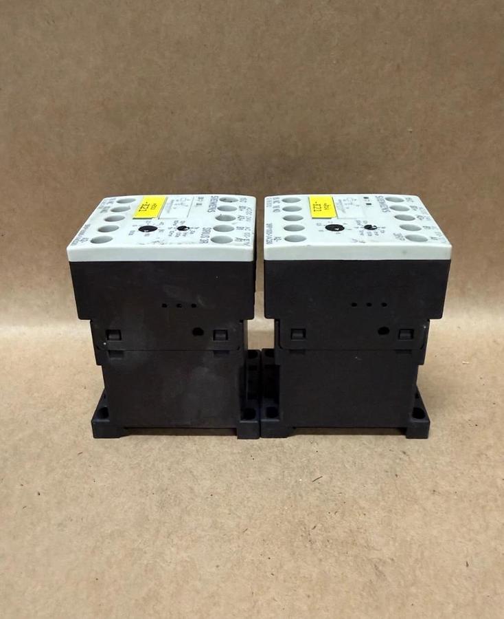 Used Siemens 3RP1000-1AQ30 Timing Relay - Lot of 2