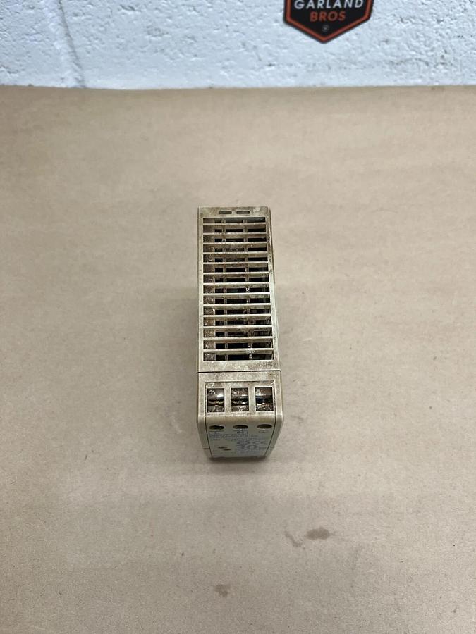 Used IDEC PS5R-SC24 50/60Hz Power Supply