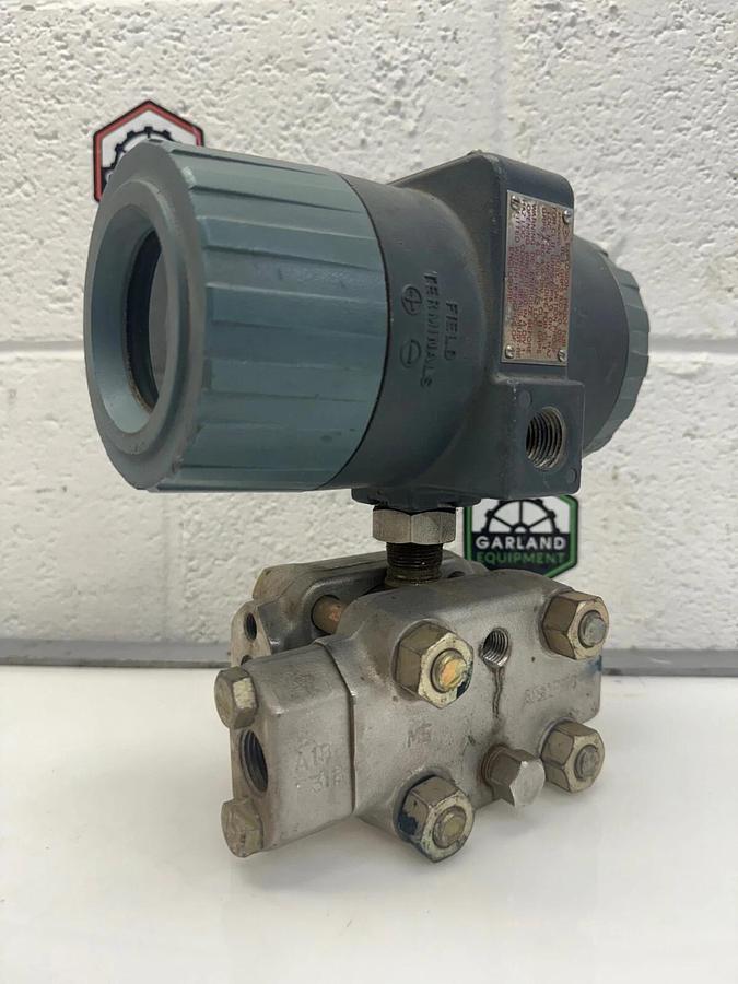 Used Foxboro 823DP-I3S1SM2-A Electronic Transmitter, 12.5-65 VDC, 3000 Psi