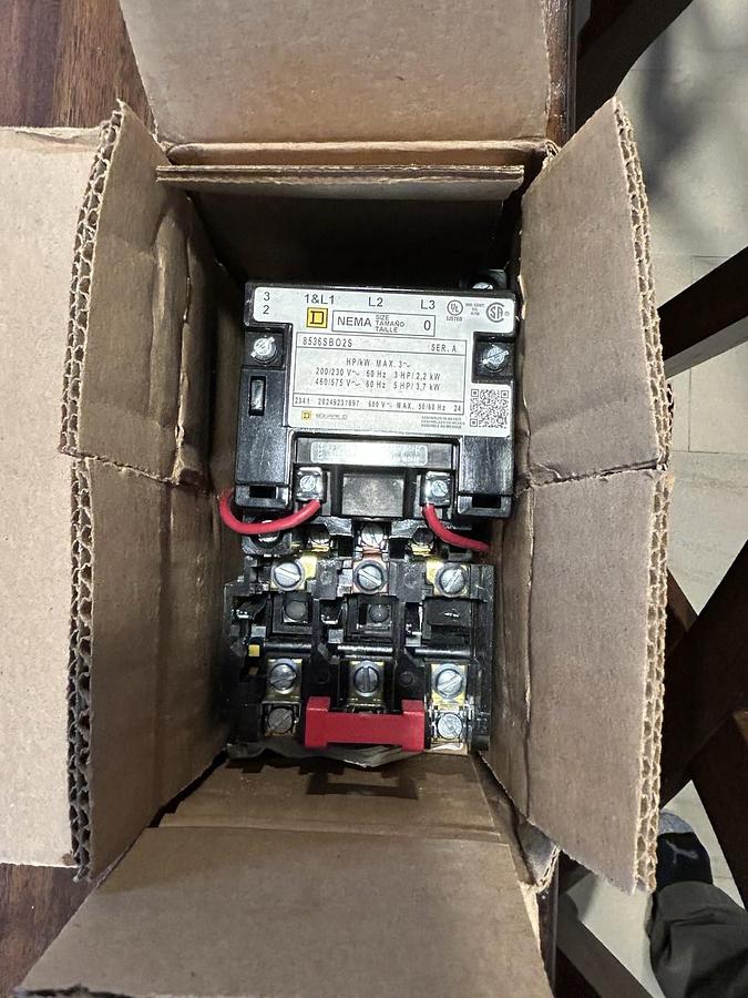 Used Square D 8536SBG25 Motor Starter, Series A, NEMA Size 0, 600VAC Max