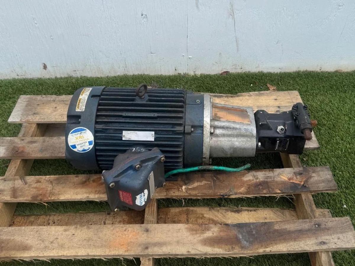 Used Brueninghaus A10VSO 10 DR Hydromatik Pump w/ BZ624000 TB3 Type Motor