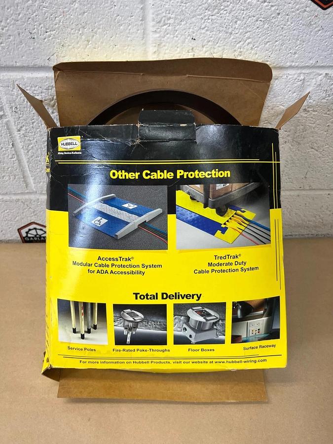 Hubbell 5D690 Floortrak Floor Cable Cover