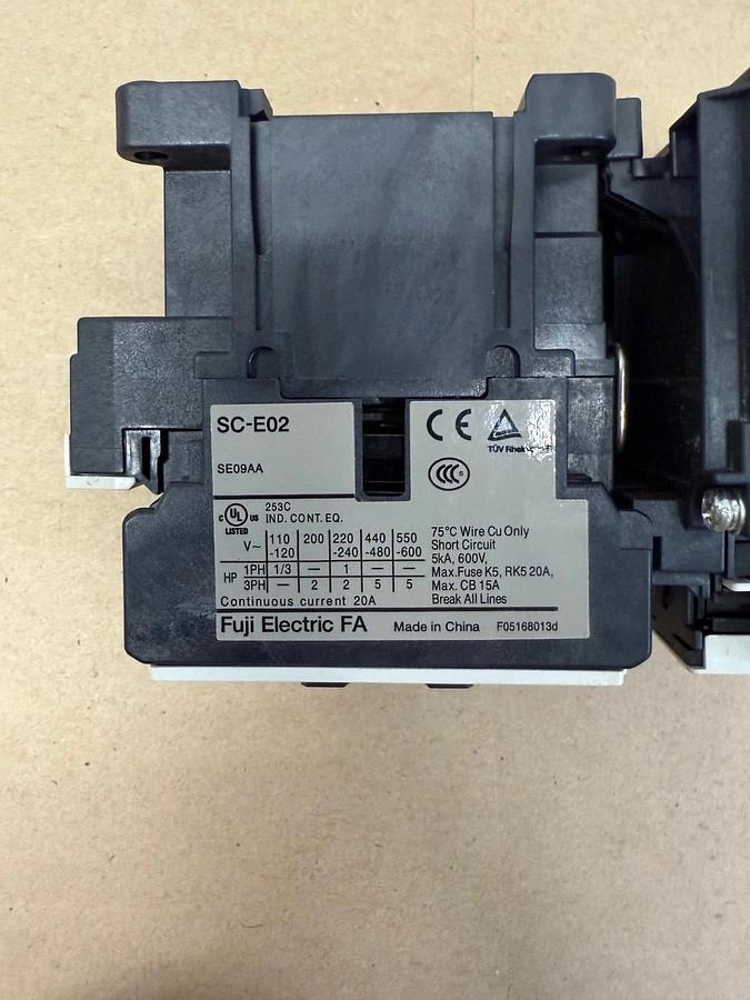 Used Fuji Electric SC-E02 Magnetic Contactor, with TK-E02 Overload Relay
