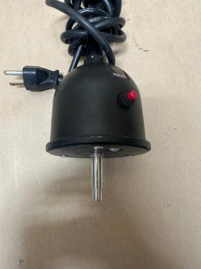 Used Electrix 7304 Black Task Lamp 120V, 20W