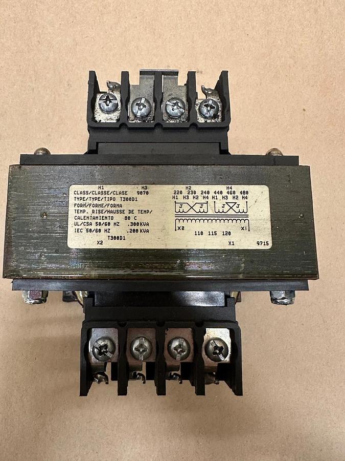 Used Square D 9070-T300D1 Transformer