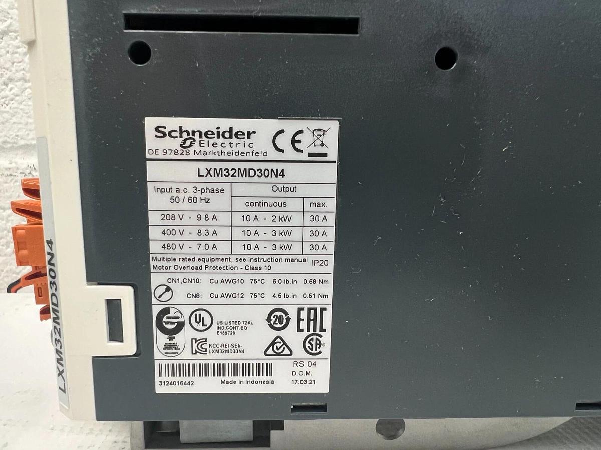 Schneider Electric LXM32MD30N4 Lexium 32 AC Servo Drive