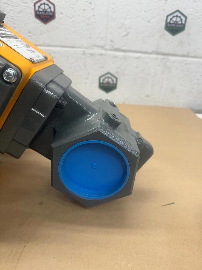 Maxon 300SMA11-AA11-BB22A0 Threaded Gas Safety Shutoff, 115 V, 1.7 A