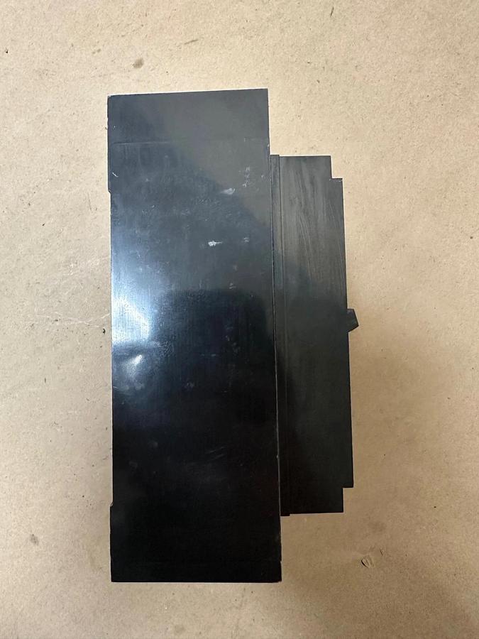 Used Square D Q2L3200 L20XW 200A 3 Pole Circuit Breaker