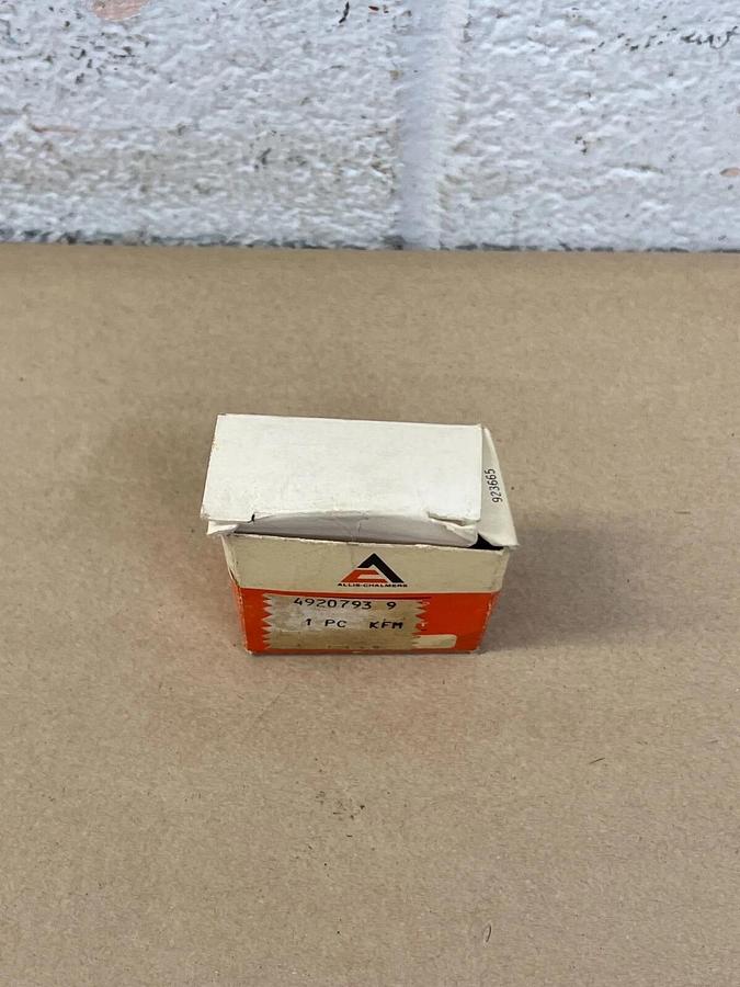 Allis-Chalmers 4920793 9 (1 pc) KFM
