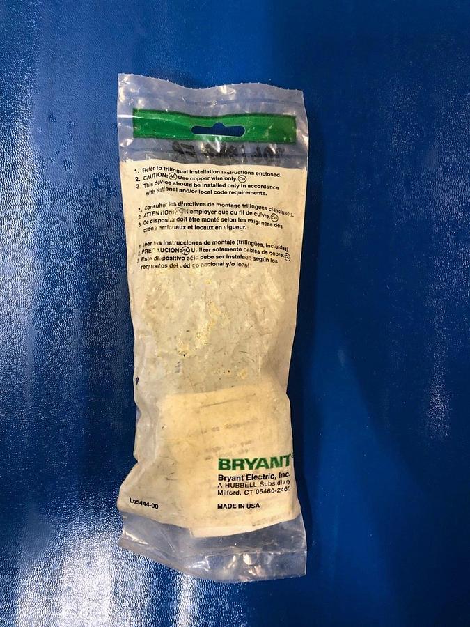 Used Bryant Receptacle 706FR