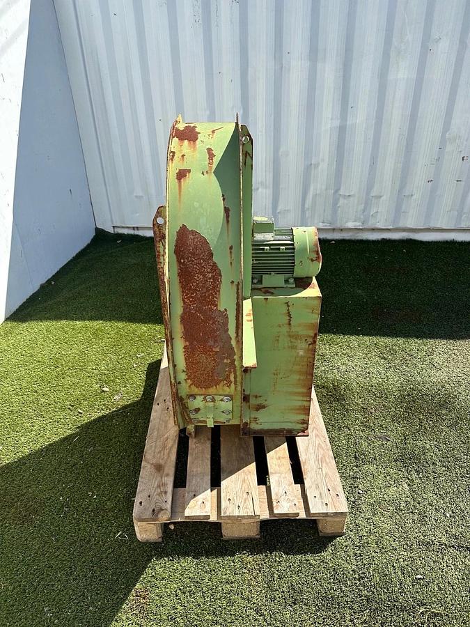 Used RUWU VM1Sa/ RE355M Bottom Horizontal CCW 270, 3.6Kw @ 1725RPM, 460V