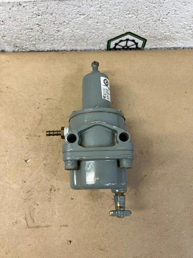 Used Rockwell Pressure Regulator CAD: 5-35 PSI (Max Inlet 250 PSI)