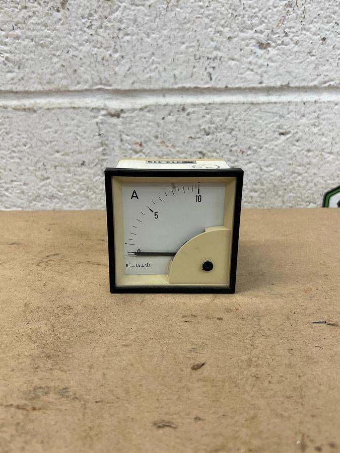 Used RS 313-413 Analog Voltmeter
