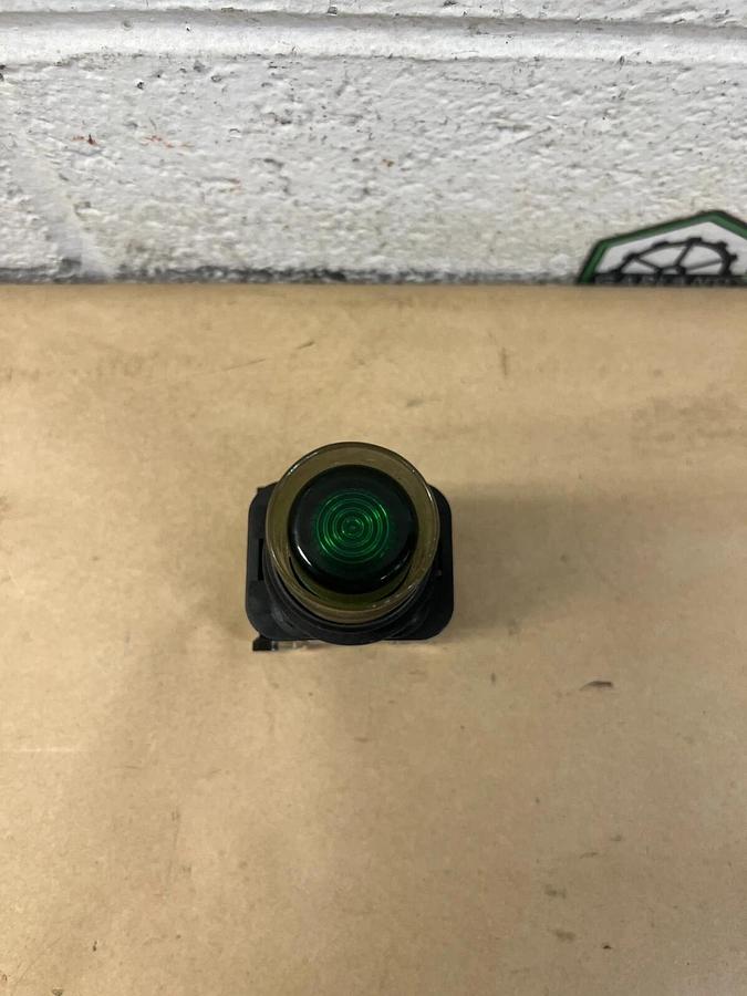 Used Allen Bradley 800HC-QRAH24G Series F, Type 4, 4X, 13