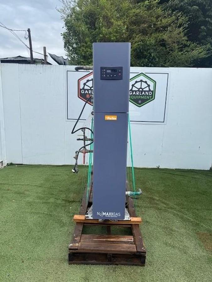 Used Parker Domnick Hunter MaxiGas120 ECBLH Nitrogen Gas Generator, Volume: 588 L