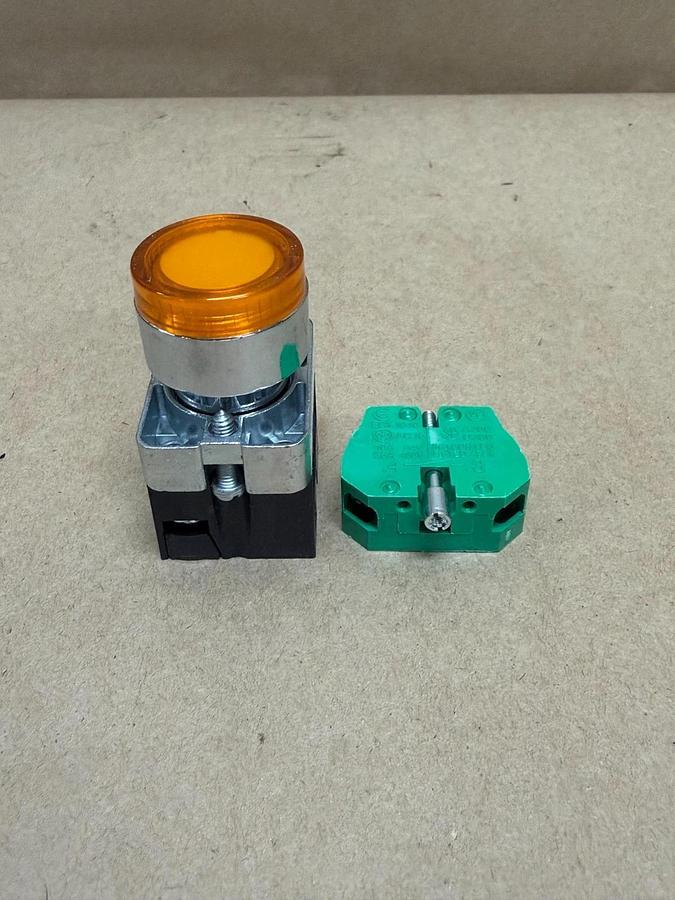 Used Automation Direct GCX1203-24L 22mm Push Button Momentary Yellow *NEW*