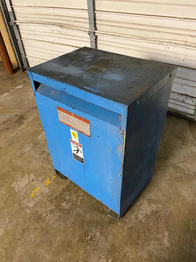 Used General Electric 9T23B4004 G28, 40 KVA Transformer, 3 Phase, Type QL