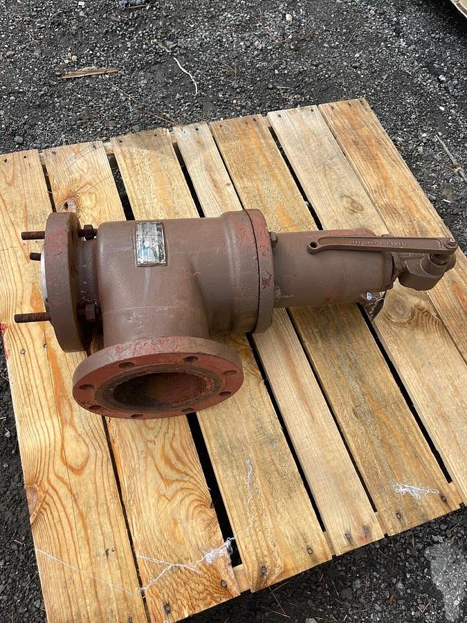 Used Farris Engineering Curtiss Wright, 26PA10-140 S/P Relief Valve 50 psi