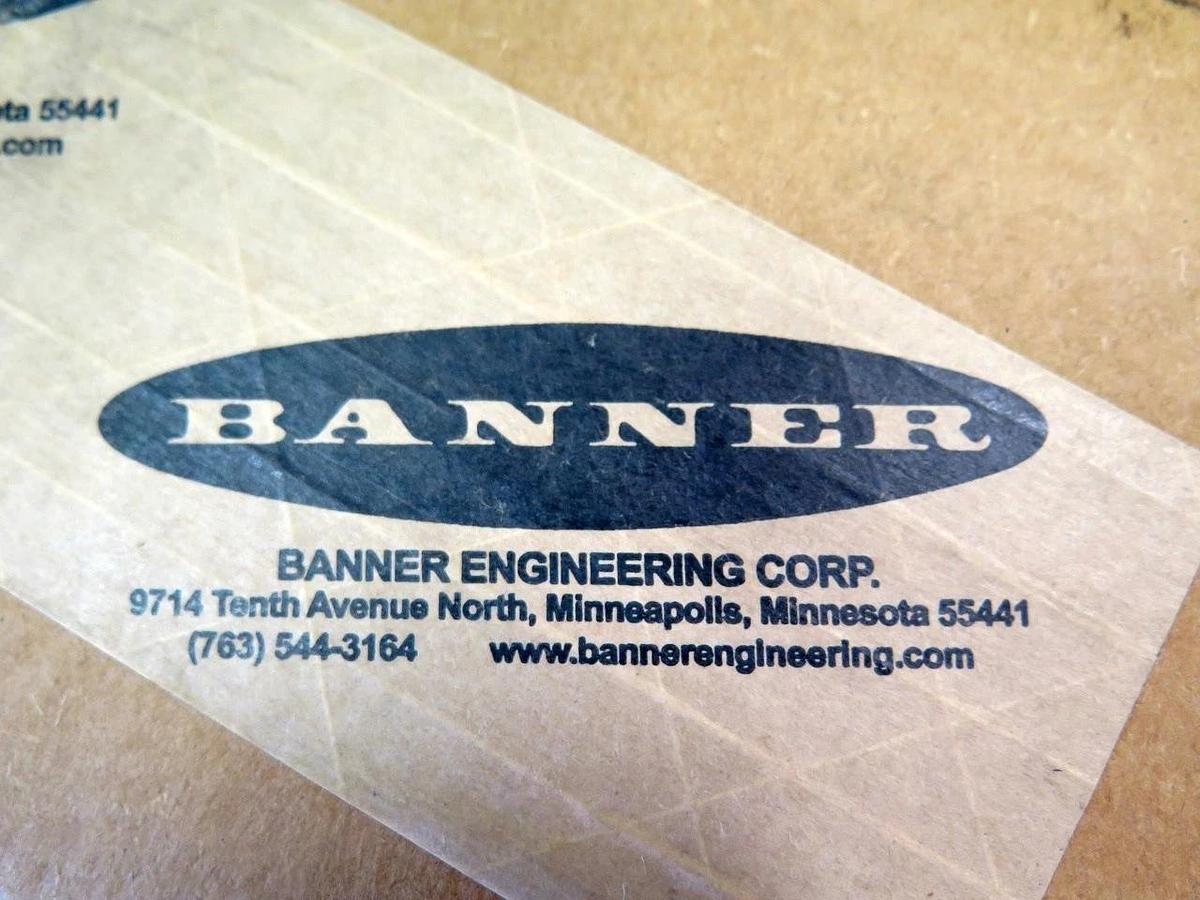 Used Banner Engineering Corp EZ-SCREEN Safety Light Curtain Kit SLSP14-600Q85