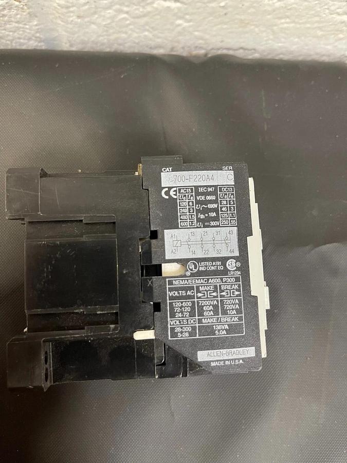 Used Allen Bradley 700-F220A4 Open Style Relay