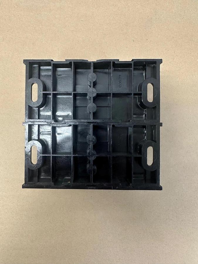 Used Ferraz Shawmut MPDB69653 Power Distribution Block