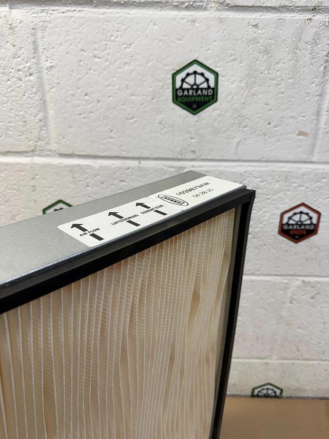 Used Tenant/Nobles 1039879AM Pleated Hopper Filter for Street Sweeper *NEW*