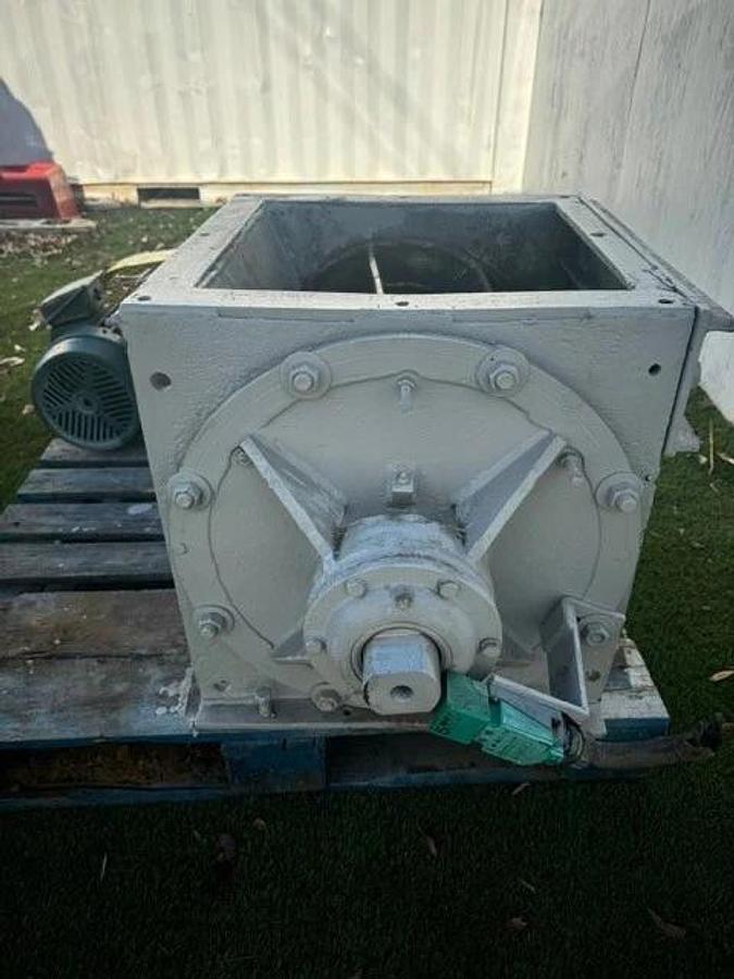Used Rotary Airlock Feeder 16x16, Toshiba 5Hp @ 1745RPM Falk 4203J (Ratio 25.27:1)