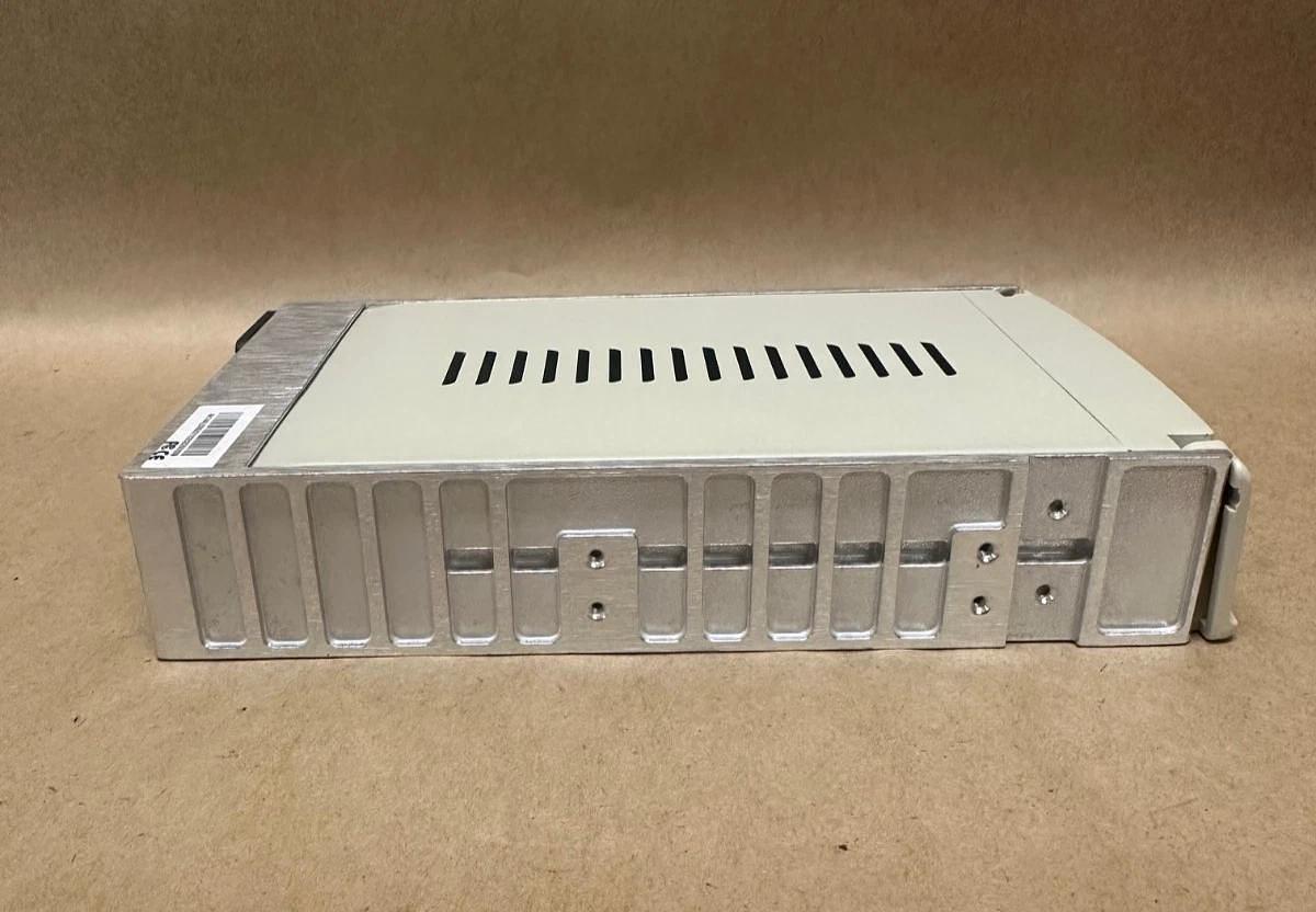 Used Mobile Rack SI-144 SCSI/Ultra Wide w/ ID Display, White *NEW*