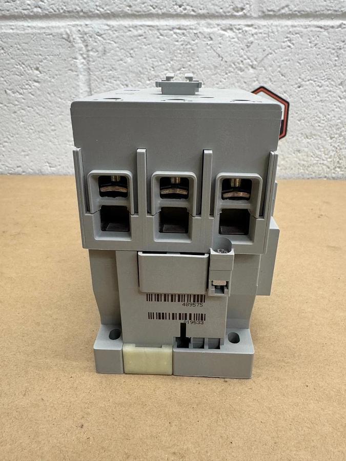 Used Allen Bradley 100-C72D10 Contactor *NEW*