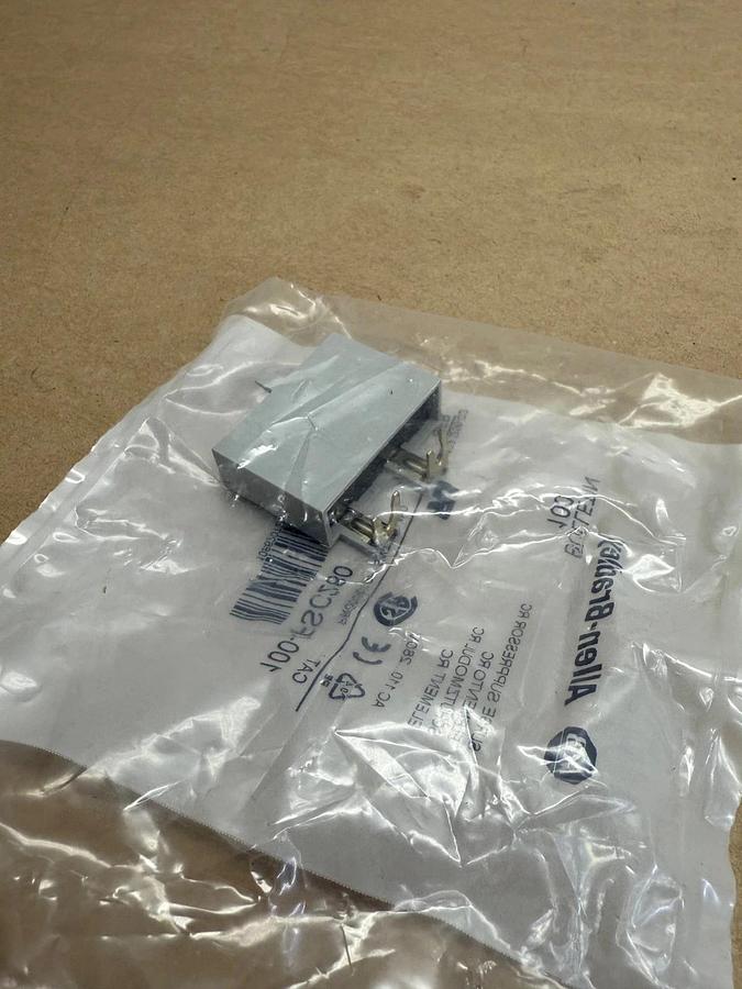 Used Allen-Bradley 100-FSC280 Ser A, Surge Suppressor *FACTORY SEALED NEW*