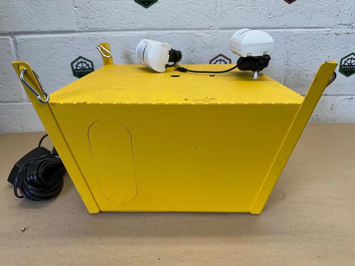 Used Collision Awareness B3079955 Large Look Out Sensor, Floor Burst, Ceiling Hung