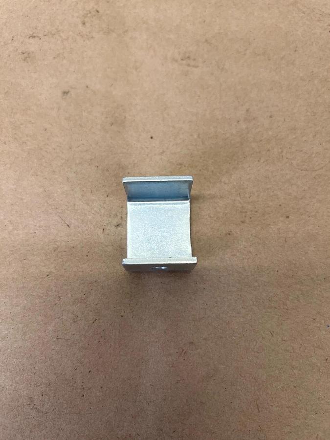 Used Eaton B-Line 9ZN-9012 23192B Cover Clamp - Lot of 105 pcs