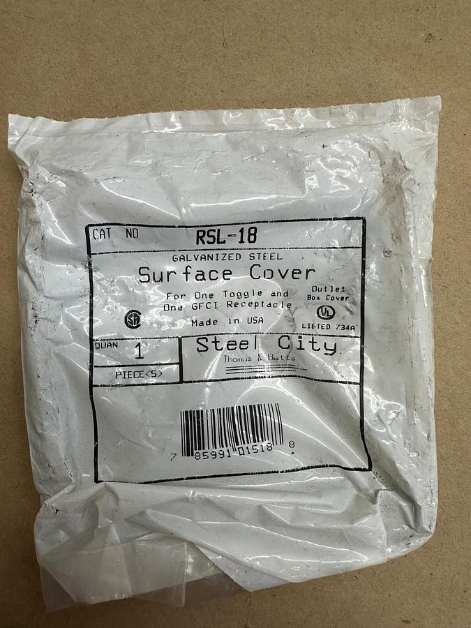Used Thomas & Betts RSL-18 Steel City Surface Cover *NEW*