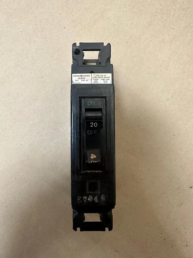 Used General Electric TE1020 20A 1 Pole Circuit Breaker