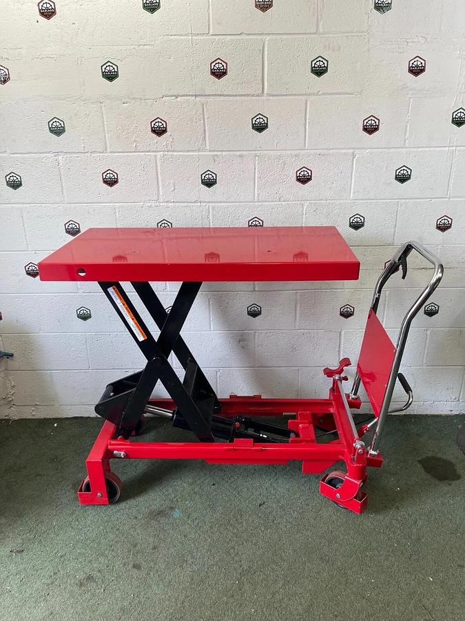 Used Dayton 6W804J Hydraulic Elevating Cart, 2000 lbs Capacity, with Manual