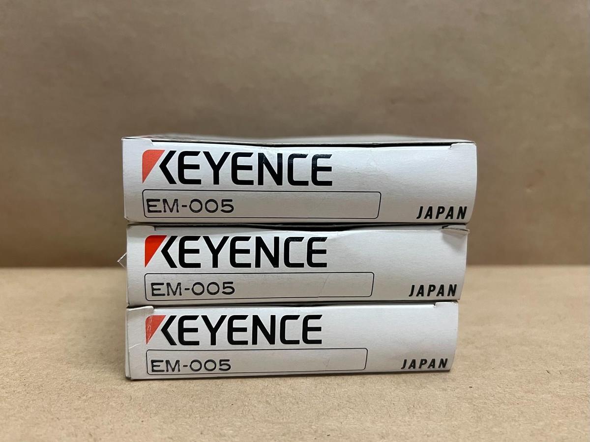 Used Keyence EM-005 Proximity Sensor Cable - Lot of 3