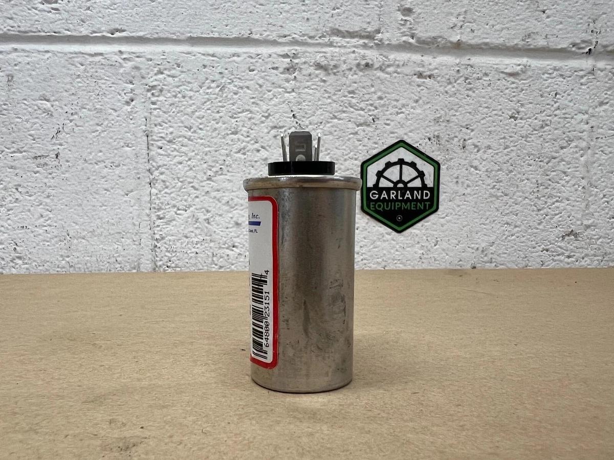 Used Amrad Engineering 6 MFD 370V, 50-60Hz ,Run Cap V2000/37-605