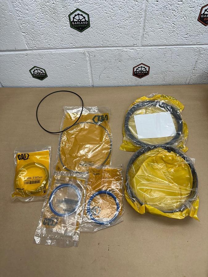 Used CAT 245-0605 Hydraulic Cylinder Seal-Kit *NEW*